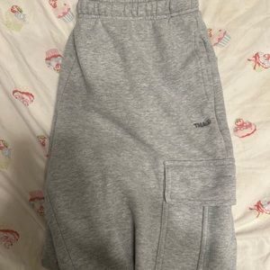 Aritiza TNA cargo sweatpants